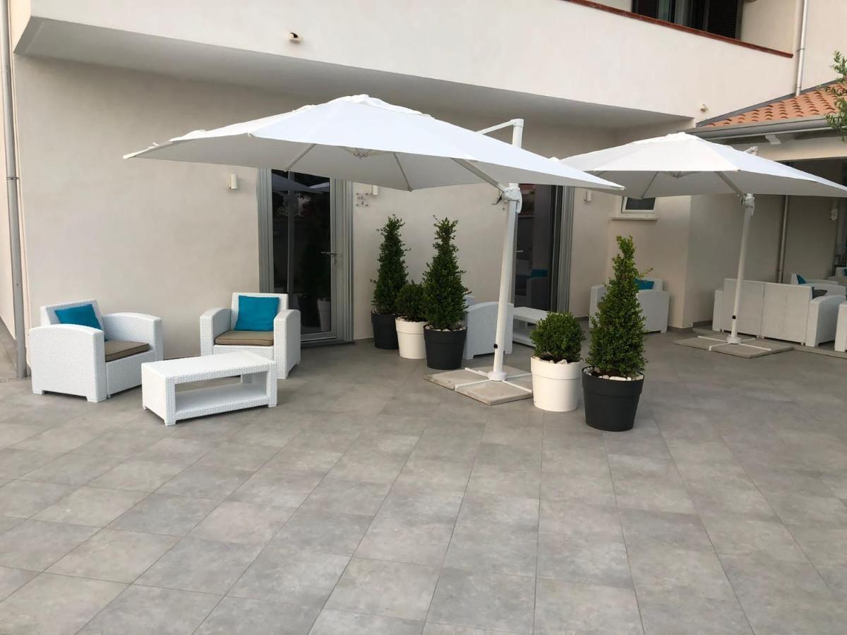 Invilla Bed&Breakfast - Quality Rooms Santa Maria di Castellabate Exterior photo