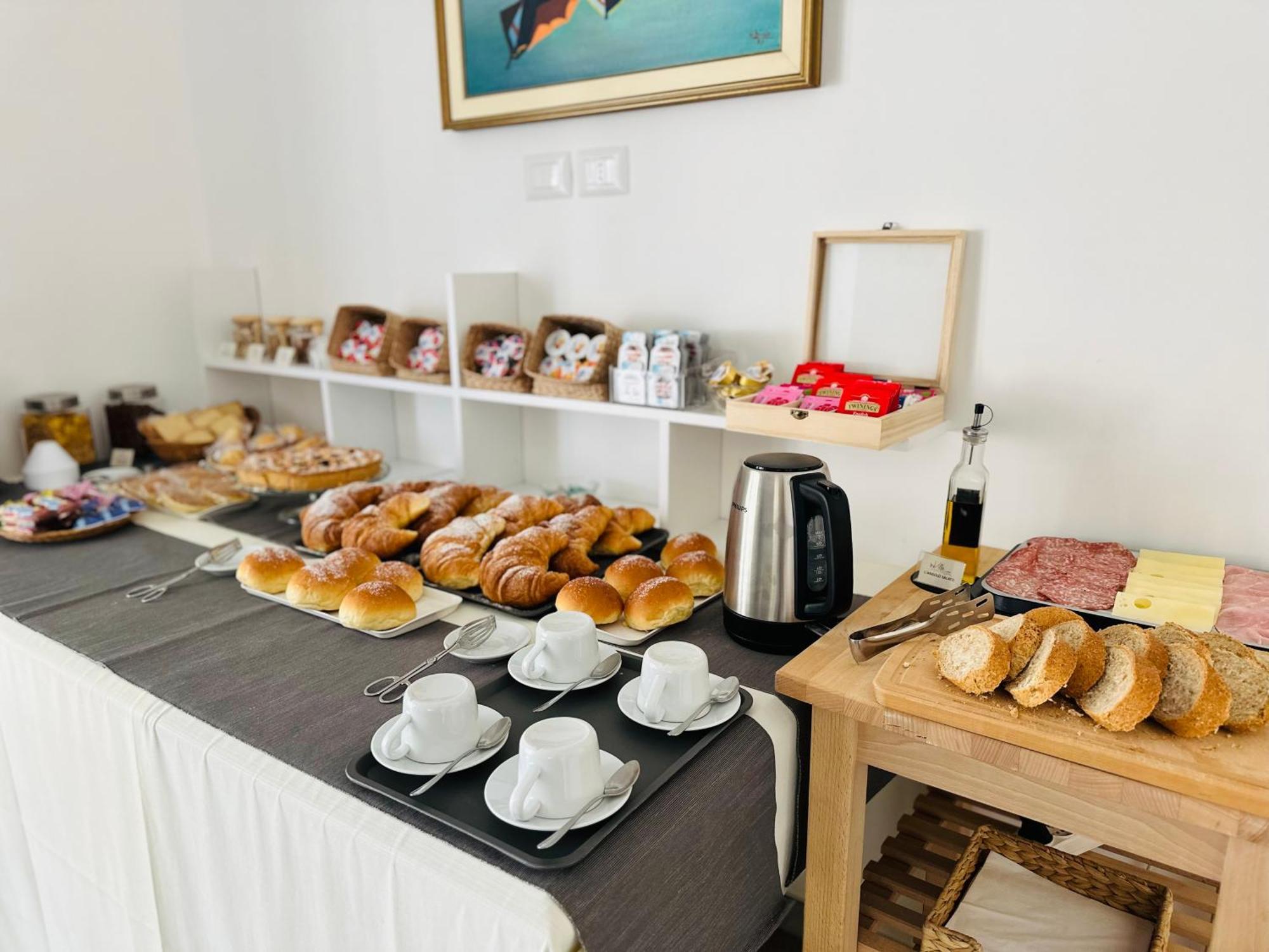 Invilla Bed&Breakfast - Quality Rooms Santa Maria di Castellabate Exterior photo