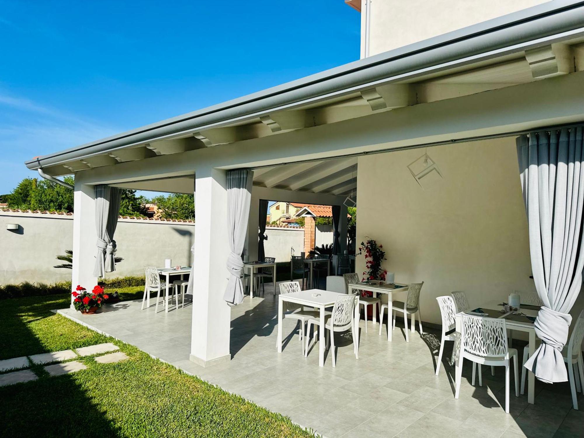 Invilla Bed&Breakfast - Quality Rooms Santa Maria di Castellabate Exterior photo